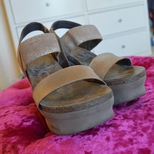 OTBT size 8.5 wedges